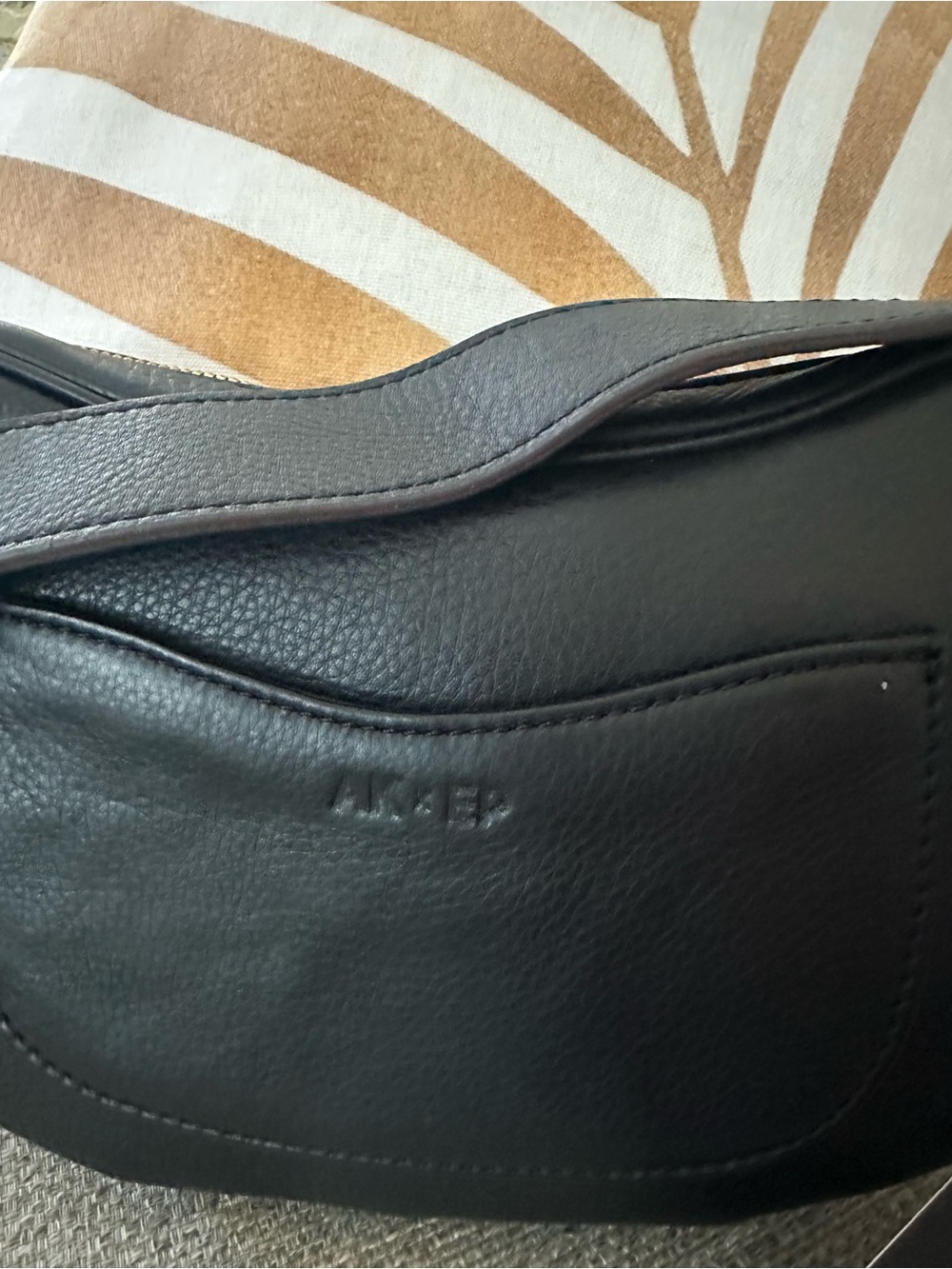 Aimee KESTENBERG X Evange Petrakis Black Shoulder Bag - Gold Chain Detail NWT - Picture 16 of 16